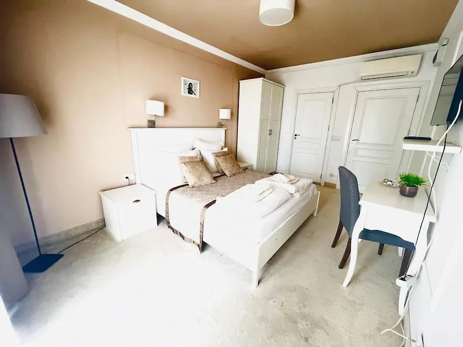 Sophia Apartment - Free Parking Varna