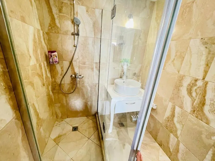 Sophia Apartment - Free Parking Varna 0*,